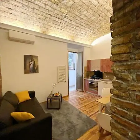 Apartment Casa Antica - Antique With Private Terrace Rome