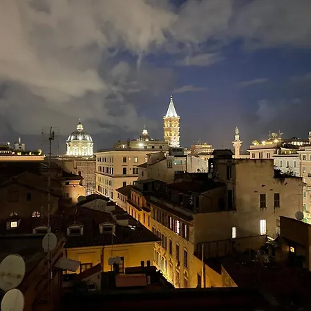 - Antique With Private Terrace Apartament